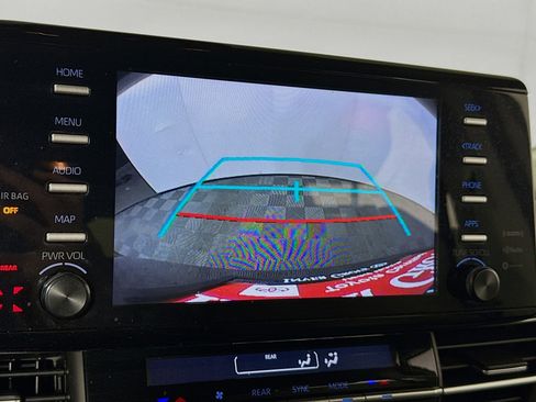 Certified 2022 Toyota Sienna LE FWD image 15