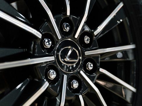 Used 2026 Lexus GX 550 w/ Accessory Package (2T) image 6