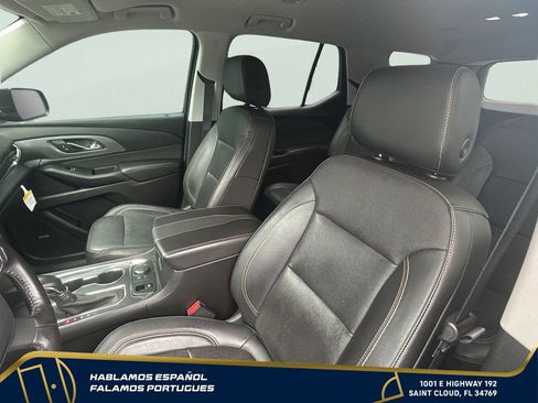Certified 2021 Chevrolet Traverse Premier FWD image 14