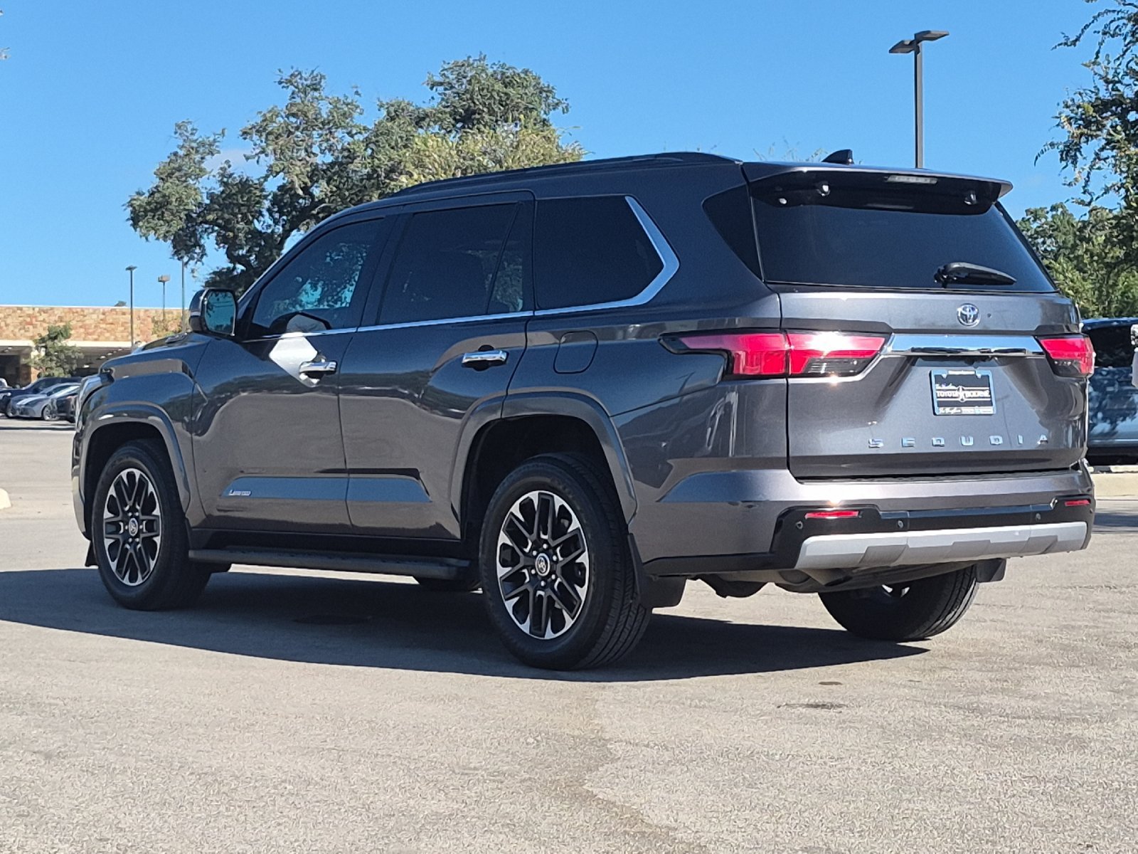 Certified 2023 Toyota Sequoia Limited w/ Tow Technology Package AWD/4WD image 3