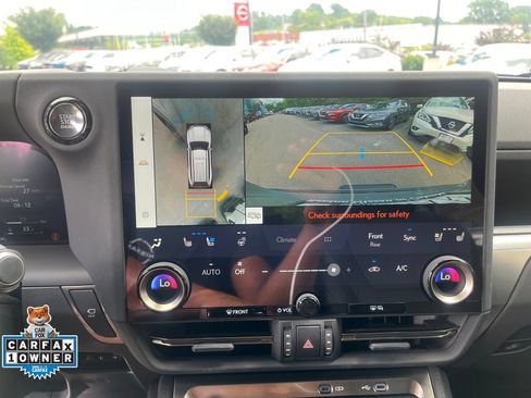Used 2025 Lexus GX 550 w/ Accessory Package (Z1) AWD/4WD image 19
