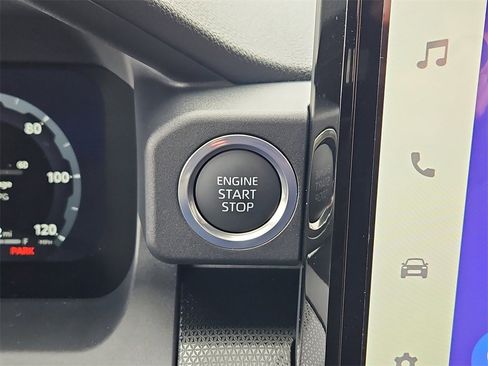 New 2026 Toyota 4Runner 4WD image 17