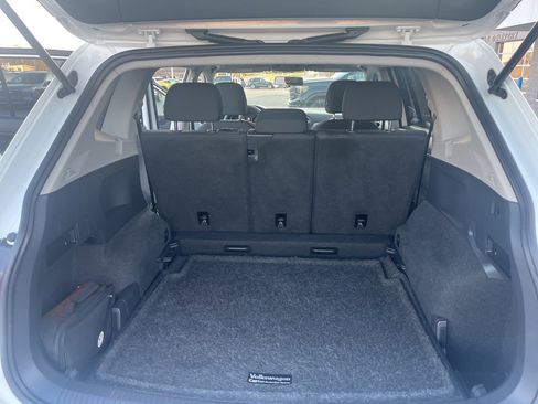 Used 2021 Volkswagen Tiguan S image 12