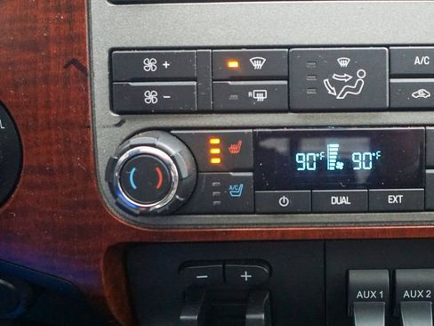 Used 2012 Ford F250 King Ranch w/ King Ranch w/Chrome Pkg image 29