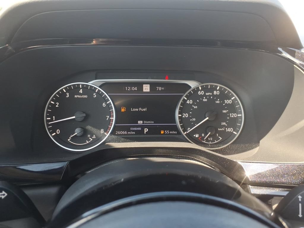 Used 2025 Nissan Pathfinder SL FWD image 21