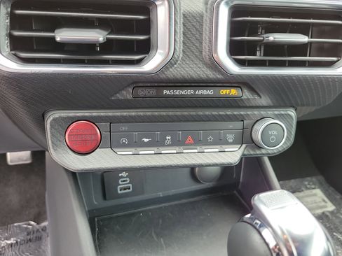 Used 2025 Ford Mustang Premium RWD image 26