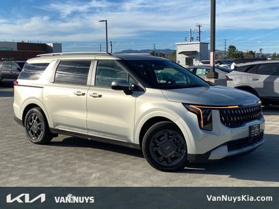 New 2026 Kia Carnival EX