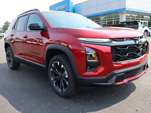 New 2027 Chevrolet Equinox RS w/ Safety and Technology Package AWD/4WD image 2