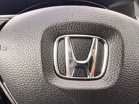 Used 2018 Honda Accord LX image 22