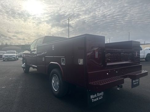 New 2023 RAM 3500 Tradesman w/ Chrome Appearance Group image 3