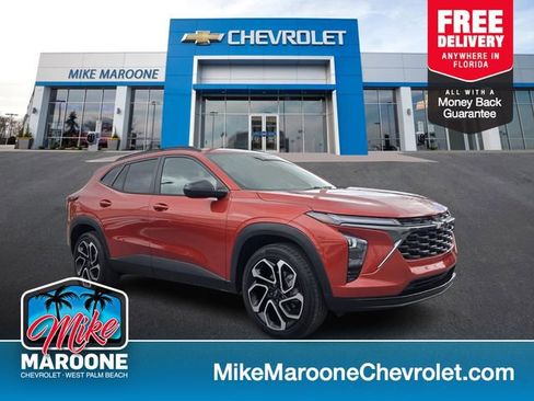 Used 2024 Chevrolet Trax RS w/ Sunroof Package image 1