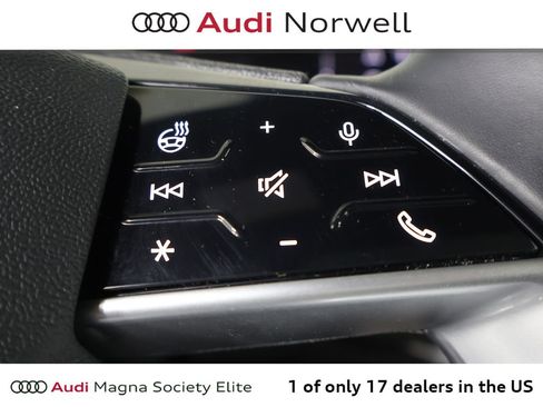 Used 2025 Audi Q5 Premium Plus w/ Premium Plus AWD/4WD image 30