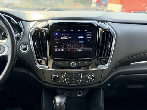 Used 2022 Chevrolet Traverse RS w/ LPO, Floor Liner Package image 27