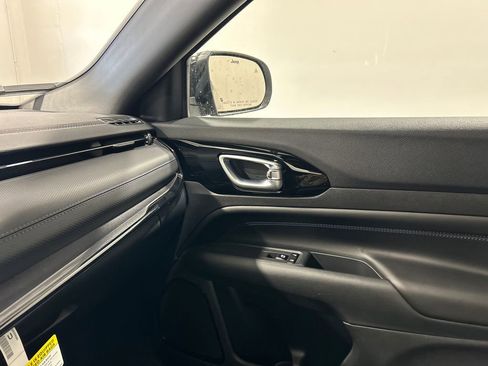 New 2026 Jeep Compass Latitude image 26