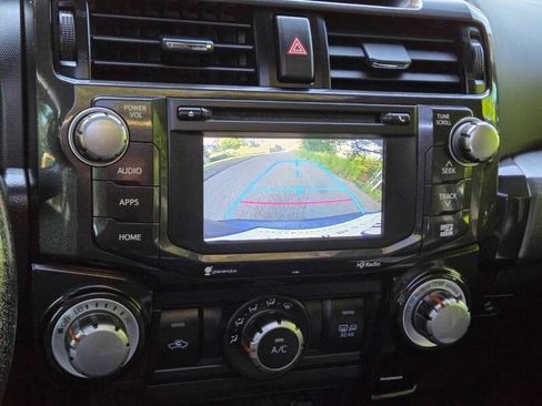 Used 2015 Toyota 4Runner Trail Premium AWD/4WD image 23