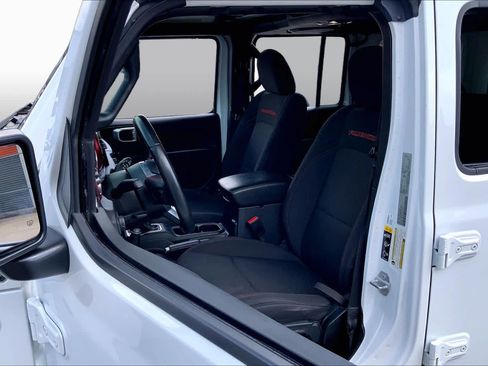 Used 2022 Jeep Wrangler Unlimited Rubicon AWD/4WD image 8