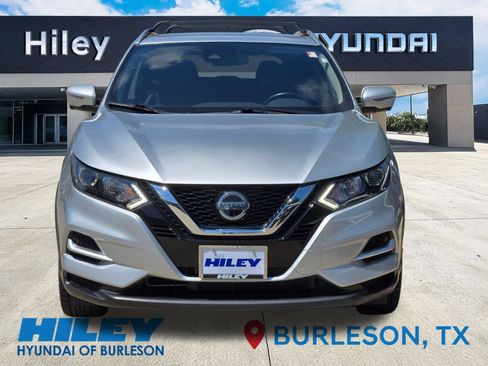 Used 2022 Nissan Rogue Sport SL AWD/4WD image 6