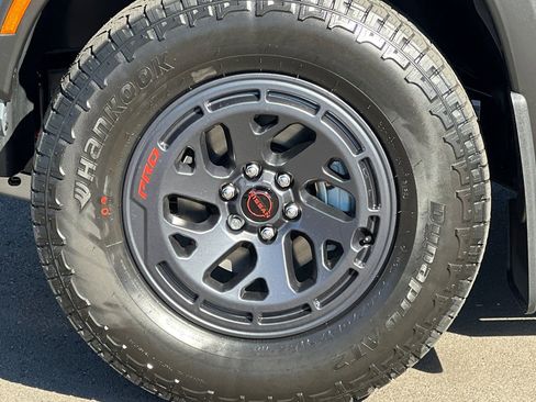 New 2026 Nissan Frontier PRO-4X w/ Pro-4x Convenience Package AWD/4WD image 31