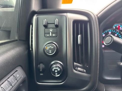 Used 2018 Chevrolet Silverado 1500 LTZ w/ LTZ Plus Package image 15