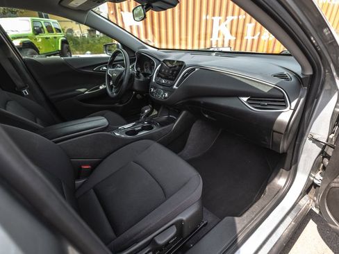 Used 2024 Chevrolet Malibu LT FWD image 26
