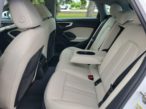Used 2025 Audi A5 2.0T Premium w/ Convenience Package AWD/4WD image 17