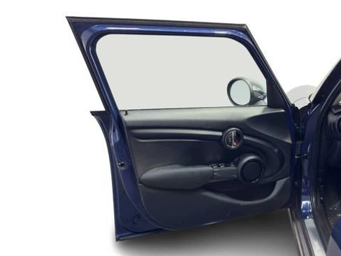 Used 2015 MINI Cooper 4-Door Hardtop FWD image 10