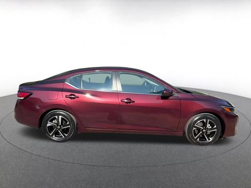 Used 2025 Nissan Sentra SV FWD image 16