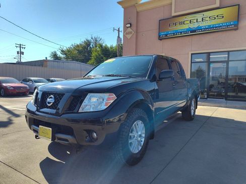 Used 2020 Nissan Frontier SV RWD image 8
