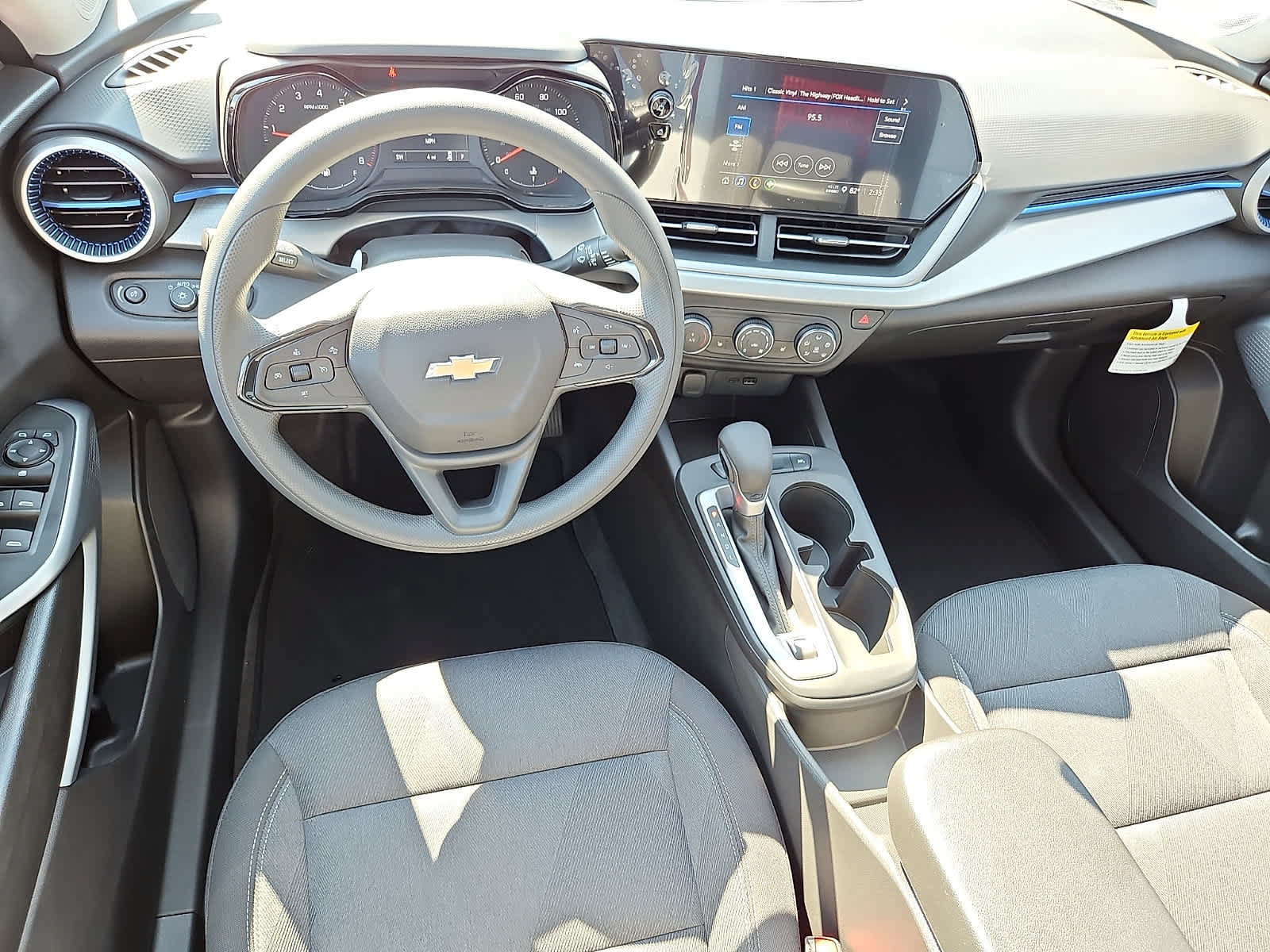 New 2026 Chevrolet Trax LS w/ LS Convenience Package FWD image 9