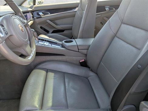 Used 2011 Porsche Panamera 4 image 23