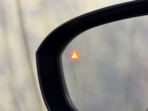 Used 2023 Nissan Rogue Platinum w/ Platinum Premium Package image 18