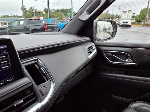 Used 2021 Chevrolet Tahoe RST w/ Luxury Package image 34