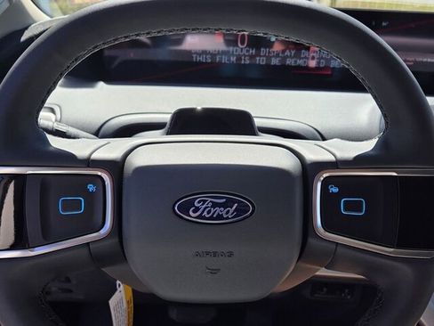 New 2026 Ford Expedition Active image 26