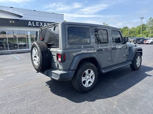 Used 2021 Jeep Wrangler Unlimited Sport w/ Sun And Sound Package AWD/4WD image 3