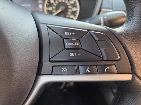 Used 2024 Nissan Altima 2.5 SV image 26