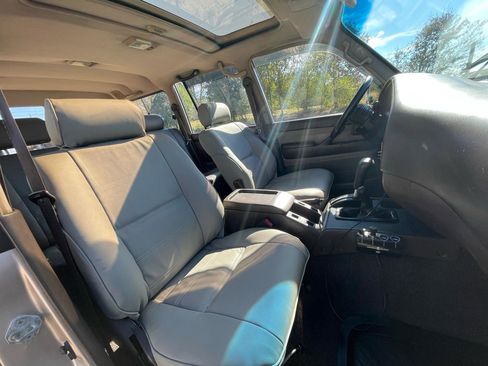 Used 1992 Toyota Land Cruiser AWD/4WD image 11