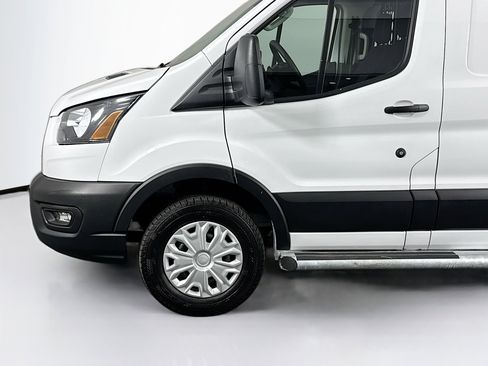 Used 2025 Ford Transit 250 Low Roof w/ Exterior Upgrade Package RWD image 32