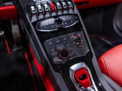 Used 2017 Lamborghini Huracan LP 610-4 image 43