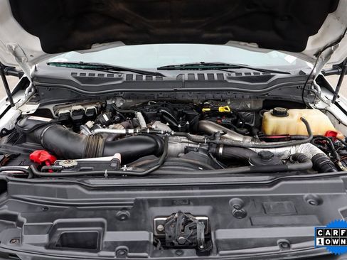 Used 2017 Ford F550 2WD Crew Cab Super Duty image 13