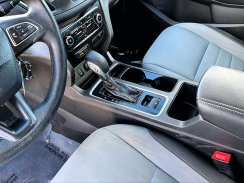 Used 2018 Ford Escape S image 15