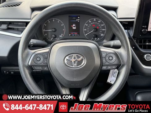 Used 2024 Toyota Corolla LE image 15