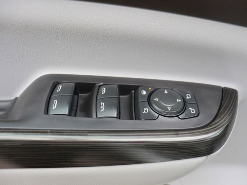 Used 2020 GMC Acadia SLT w/ Driver Alert Package II AWD/4WD image 27