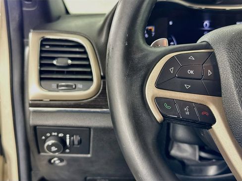 Used 2014 Jeep Grand Cherokee Limited RWD image 10