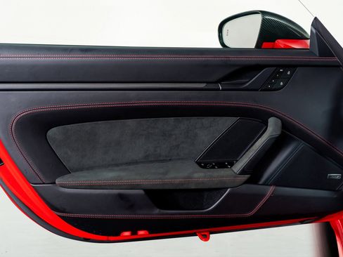 Used 2024 Porsche 911 Carrera GTS image 34