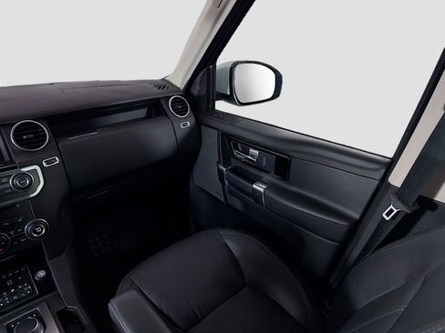 Used 2016 Land Rover LR4 HSE LUX image 27