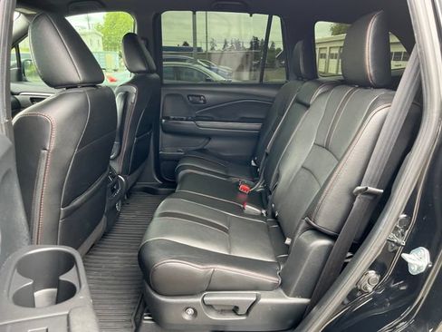 Used 2022 Honda Pilot TrailSport image 14