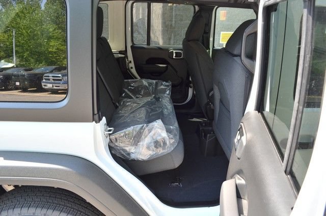 New 2026 Jeep Wrangler Unlimited Sport AWD/4WD image 31