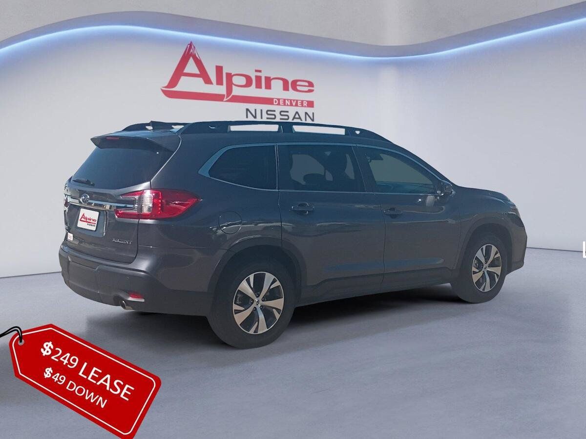 Used 2025 Subaru Ascent Premium AWD/4WD image 5