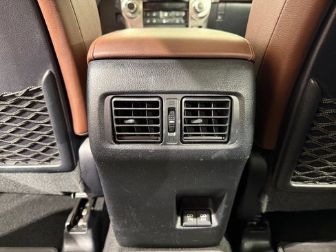 Used 2020 Toyota 4Runner Limited AWD/4WD image 22