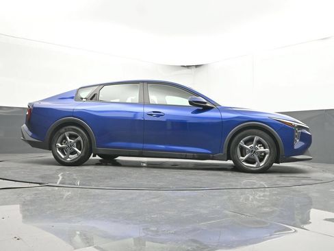 Used 2025 Kia K4 FWD image 35